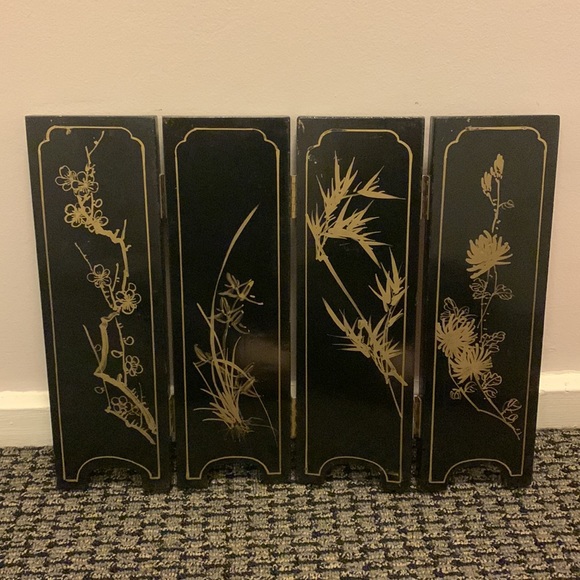 Small Hand Painted Panel Divider 18.5" W x 14" H - Picture 2 of 14